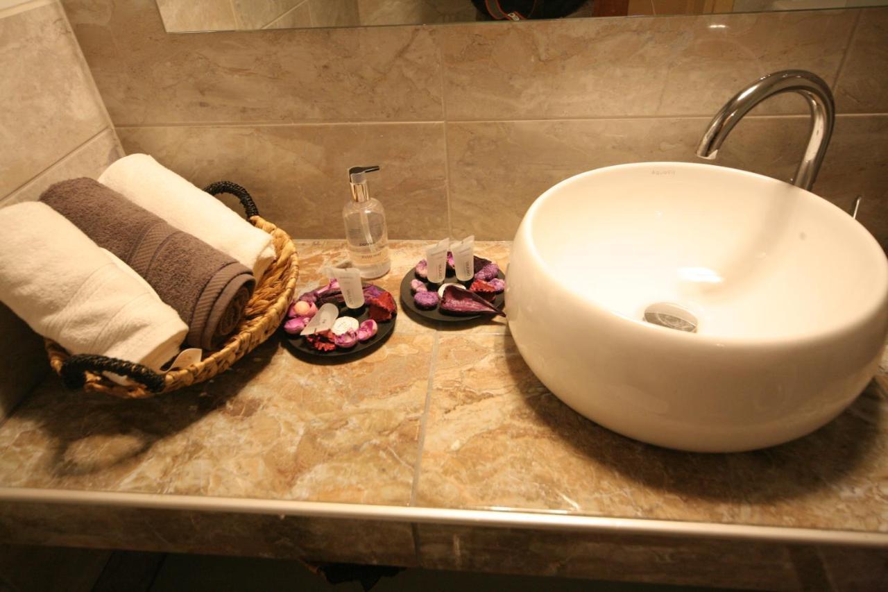 Denise Luxury Apartment-Centre Of Athens,Kolonaki Bagian luar foto